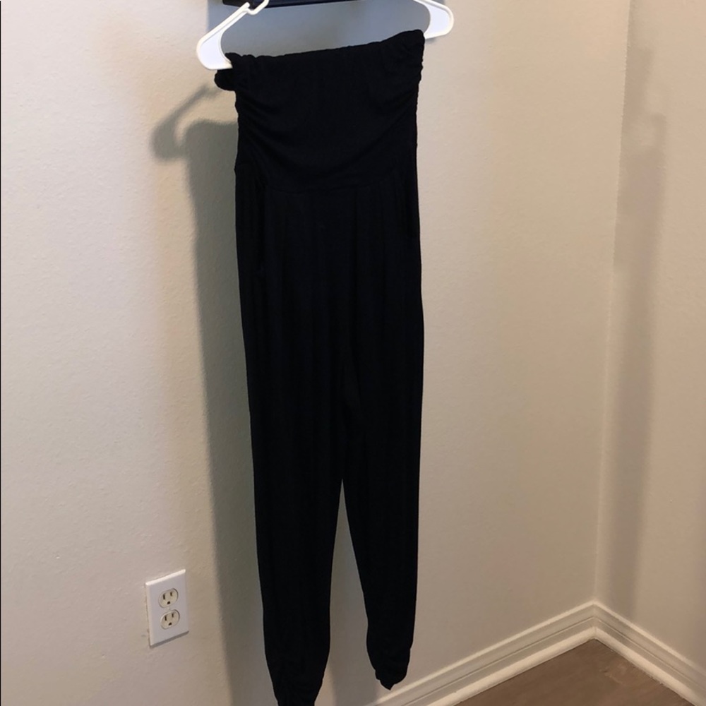 Strapless jumper with pockets
